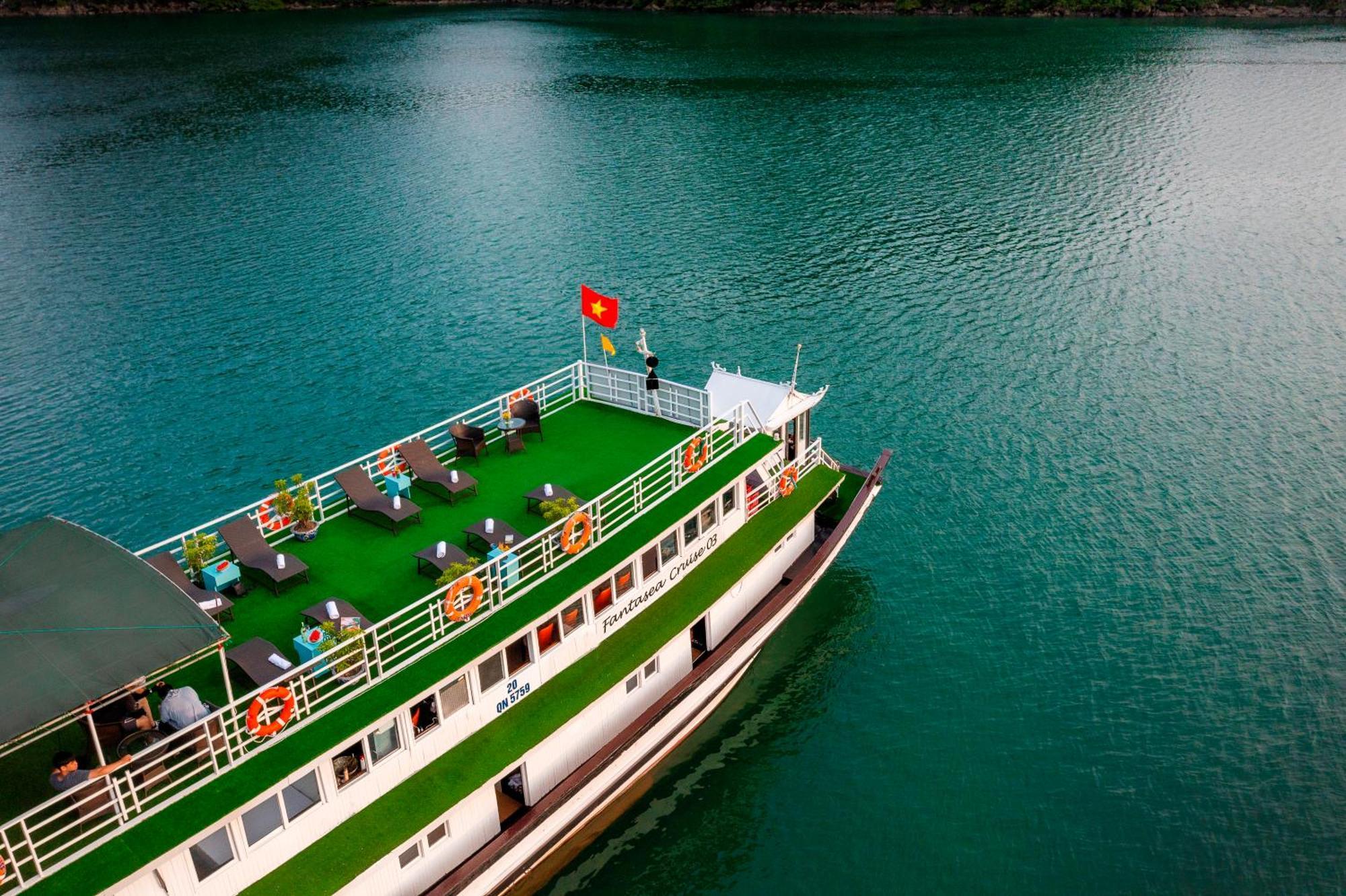 Отель Halong Fantasea Cruise Халонг Экстерьер фото
