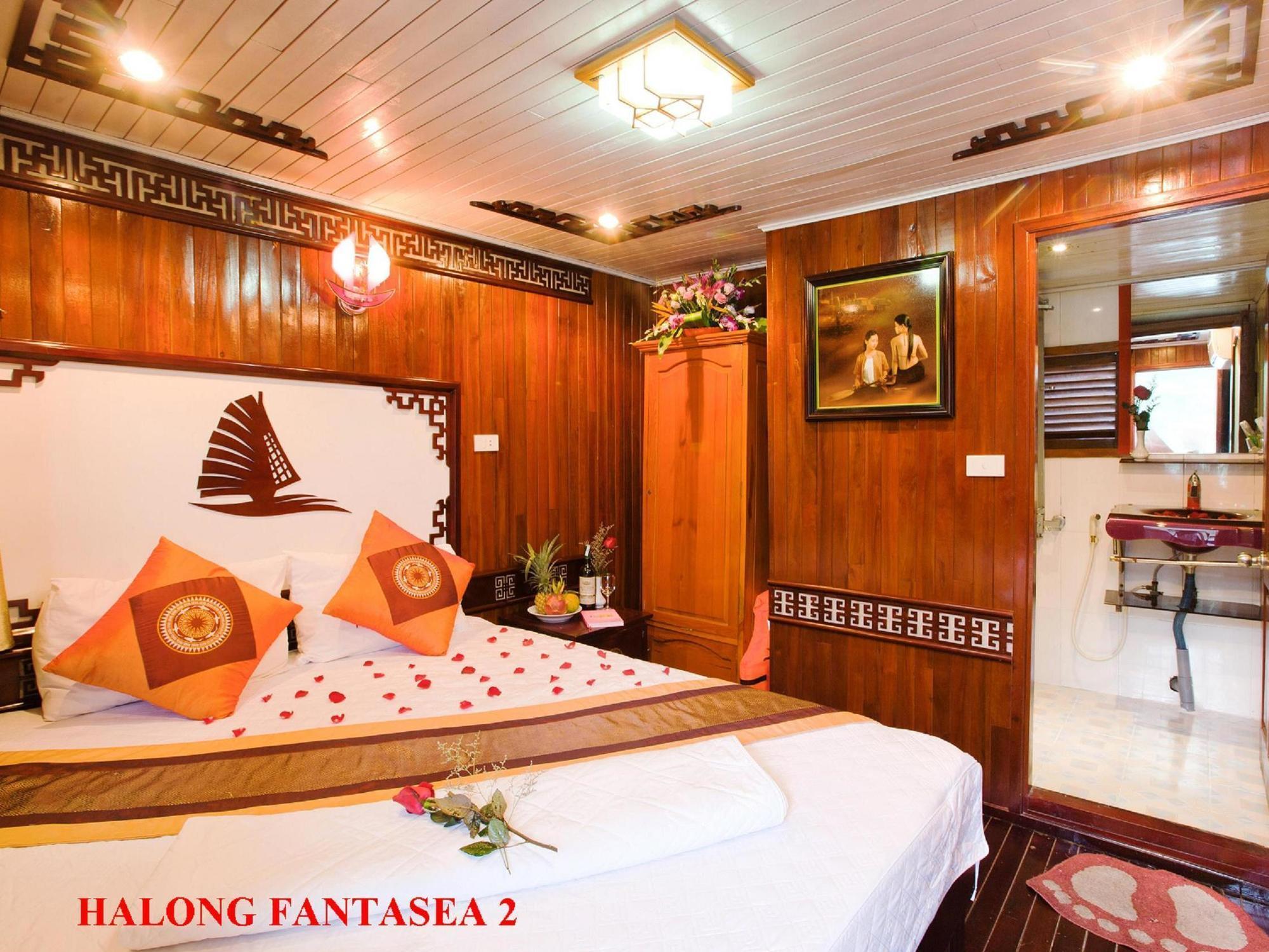 Отель Halong Fantasea Cruise Халонг Экстерьер фото