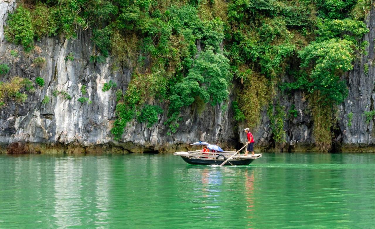 Отель Halong Fantasea Cruise Халонг Экстерьер фото